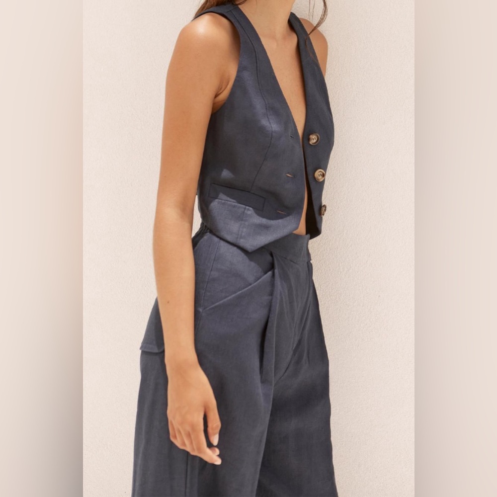 NWT Shona Joy Ligia Linen Tailored Fitted Vest 4 Navy